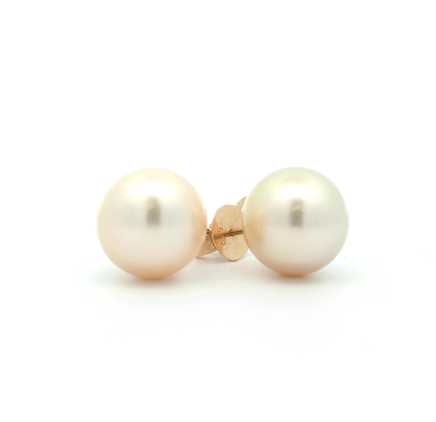 14KT Yellow Gold South Sea Pearl Estate Stud Earrings