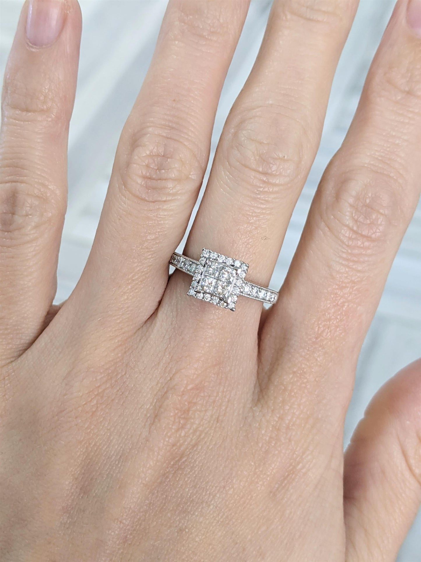 14KT White Gold 0.80ctw Diamond Estate Engagement Ring